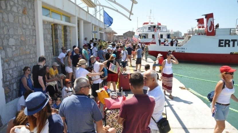 Τουριστική «ανάσα» από Τουρκία και Chios Pass