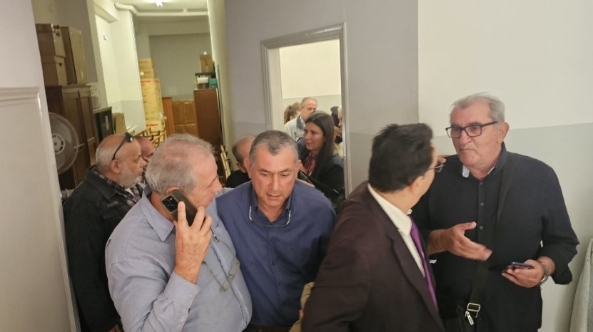 Με πανηγυρική αθώωση των 17 η Δικαιοσύνη έκλεισε το κεφάλαιο της υπερδομής στο Θόλος υπέρ της Χίου