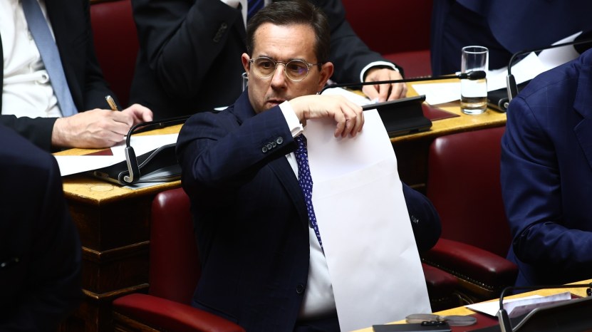 Επιστρέφει το πλεόνασμα στους μαστιχοπαραγωγούς μετά από παρέμβαση Μηταράκη στο Υπ. Οικονομικών