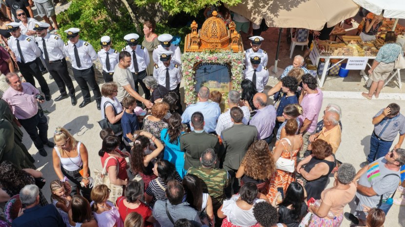 Χιλιάδες πιστοί και φέτος στα βήματα της Αγίας Μαρκέλλας