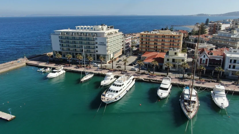 Σκηνικό Covid στα ξενοδοχεία της Χίου λόγω συγκοινωνιακού αποκλεισμού
