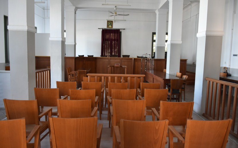 Αθωώθηκαν πανηγυρικά όλοι οι κατηγορούμενοι για τα επεισόδια στο "Ερύθα" με τα ΜΑΤ