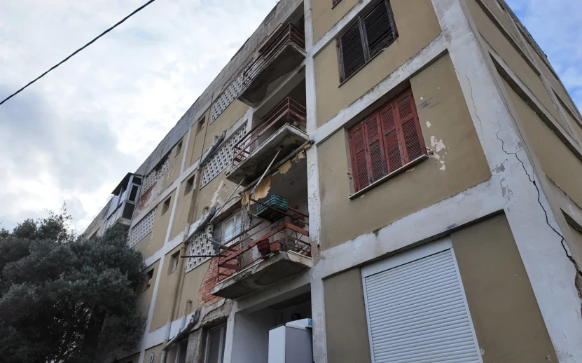 Εργατικές κατοικίες Βαρβασίου: Γενική Συνέλευση μετά τη δικαστική απόφαση