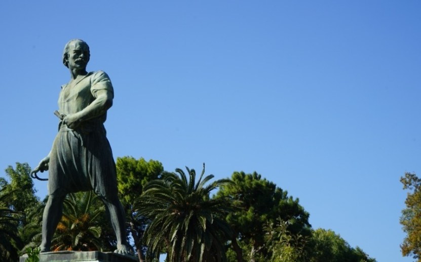 Μετά τα εγκαίνια έρχεται συντήρηση για τον ανδριάντα του Κωνσταντίνου Κανάρη