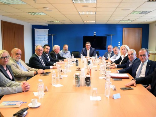 Επαφές για ακτοπλοϊκή σύνδεση Βόλου με τα νησιά του Βορείου Αιγαίου