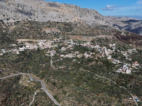 Κατηγορηματικό «όχι» από τις Καρυές στο υβριδικό πάρκο ενέργειας