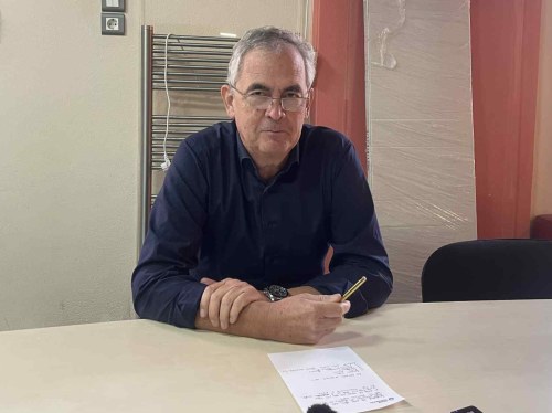 Ανακυκλώνουν εξαγγελίες, όχι λύσεις