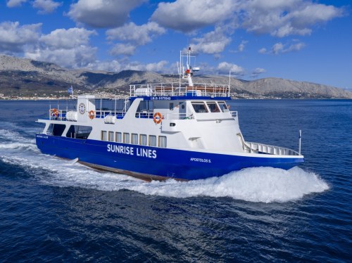 Στη γραμμή Χίου – Τσεσμέ το «Απόστολος Σ.»
