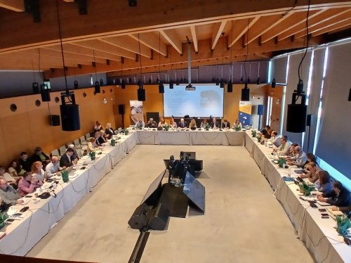 Παρουσίαση του έργου του Κέντρου Κοινότητας Δήμου Χίου σε συνάντηση ΕΣΠΑ και Ευρωπαϊκής Επιτροπής