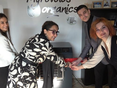 Βράβευση και ενίσχυση της Myrovolos Organics με το πιο σύγχρονο μηχάνημα Λυοφιλίωσης