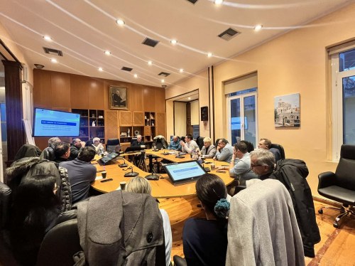 Ενεργειακές Κοινότητες: Τι κερδίζουν πολίτες και επιχειρήσεις από το νέο μοντέλο