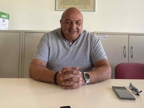 Πιστός στην έδρα του ο ΝΟΧ, παρά τις πιέσεις για μεταφορά στην Αθήνα