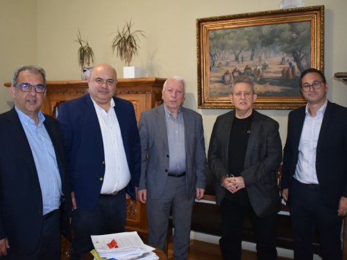 Συνάντηση Μουτζούρη με την ηγεσία του ΕΛΓΟ – ΔΗΜΗΤΡΑ για κτηνοτροφία και αφθώδη νόσο