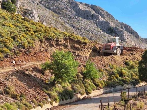 Αγροτική οδοποιία: Στο «περίμενε» για τις χρηματοδοτήσεις ο Δήμος Χίου