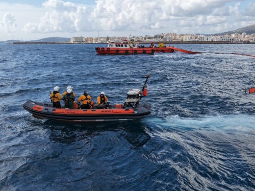 Ευρείας κλίμακας αντιρυπαντική άσκηση από το Κεντρικό Λιμεναρχείο Χίου