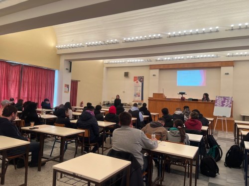 Ομιλίες για τις υγιείς και μη υγιείς σχέσεις στην ΕΠΑ.Σ ΔΥΠΑ Χίου