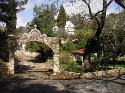 Πρωτομαγιάτικος περίπατος στο Ρουχούνι από τον Σύλλογο «Περιπατείν»