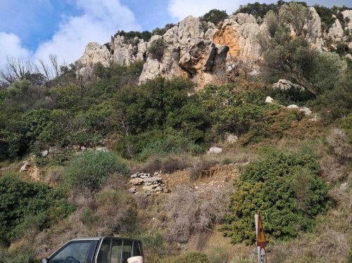 Τους πολίτες αυτού του Νησιού ποιος θα τους προστατέψει;