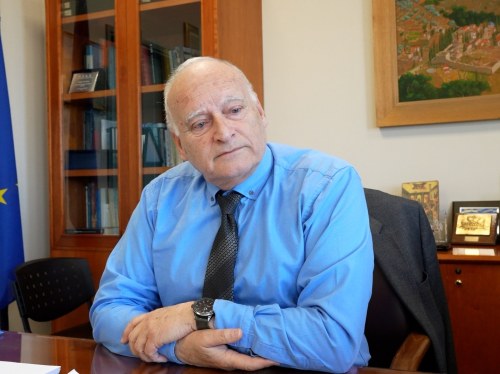 Στο ίδιο έργο θεατές με το φράγμα Κόρης Γεφύρι – Σφοδρή επίθεση Βρουλή σε ΔΕΥΑΝ Χίου και Δημοτική Αρχή Μαλαφή