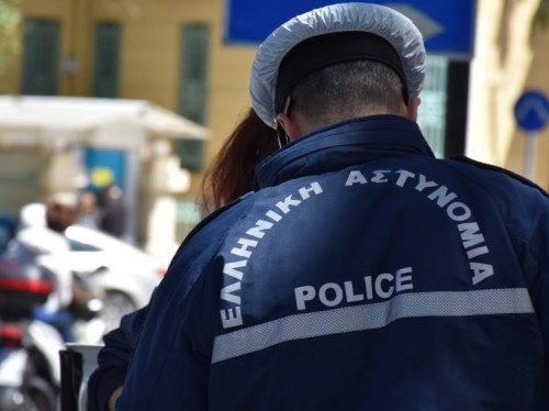 Εννέα παραβάσεις στη Χίο για μη χρήση κράνους