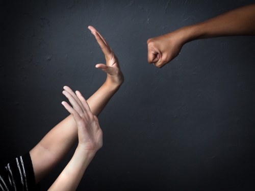 Η πραγματικότητα της γυναικοκτονίας