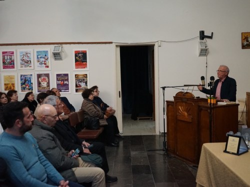 Ομιλία του Γιάννη Μαμουζέλου στον ΦΟΒ: Τα μυστικά του στίβου για αθλητές και γονείς