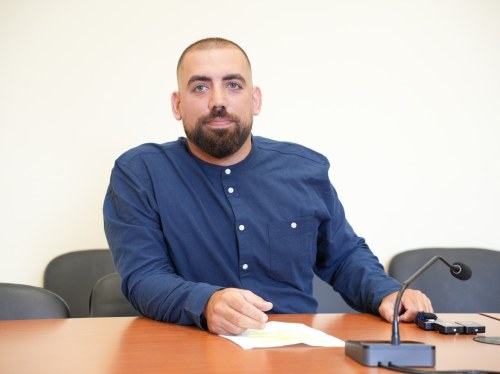 Ένταση στο Δημοτικό Συμβούλιο για την ΕΤΑΧ, την αποχώρηση και τον νέο ρόλο Κολώτου στην Υπηρεσία Καθαριότητας