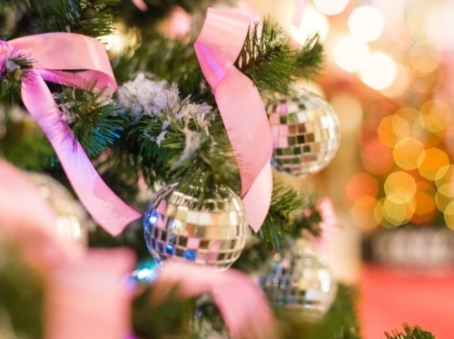 Χριστουγεννιάτικο γλέντι με το ΚΑΠΗ Χίου