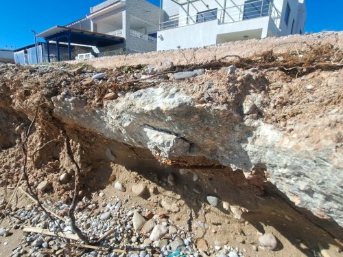 Δήμος Χίου - Έψαχνε στην Περιφέρεια τη μελέτη για την Κώμη ενώ την είχε στα συρτάρια του από το 2018