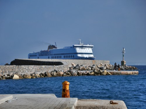 Ξεκινά το έργο της αποκατάστασης των υποσκαφών στο Λιμάνι της Χίου