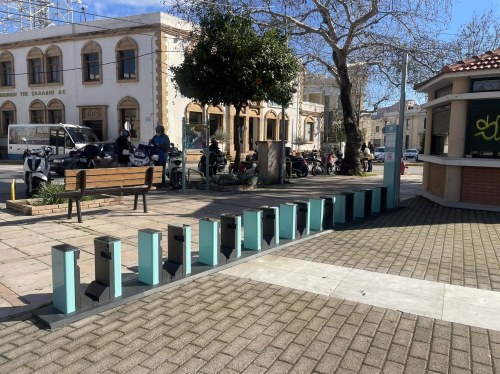 Φθορές, ανήλικοι και χρέωση αλλάζουν τα δεδομένα στα ηλεκτρικά ποδήλατα