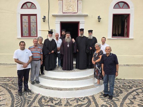 Αρχιερατική παράκληση μέσα στις φωτιές