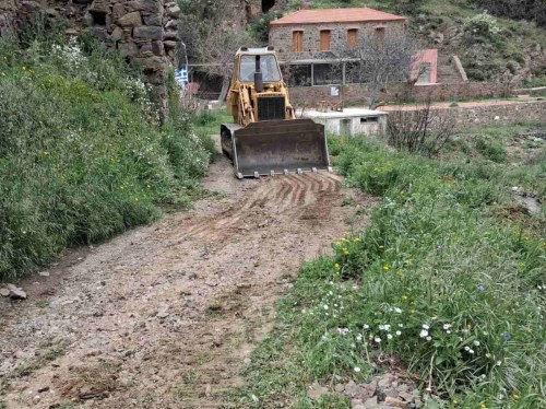 Αποκαταστάθηκαν οι αγροτικοί δρόμοι στην Αμανή μετά την πυρκαγιά