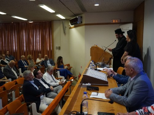 Η Χίος εκπέμπει SOS για το Δημογραφικό