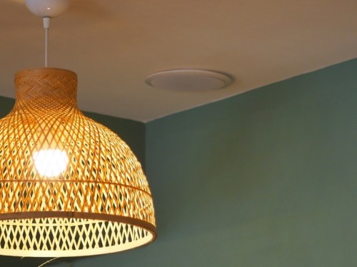 Modern Lighting Trends: Πώς να Μεταμορφώσεις τον Χώρο σου με Στυλ
