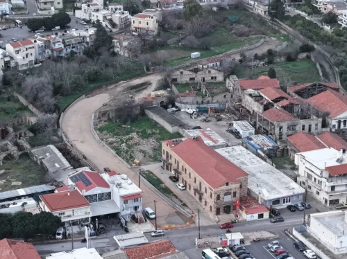 Στον "αέρα" ξανά το έργο της Αγίας Ειρήνης μετά τη διάλυση της εργολαβίας