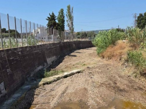 Ολοκληρώθηκαν οι καθαρισμοί σε κρίσιμα ρέματα της Χίου