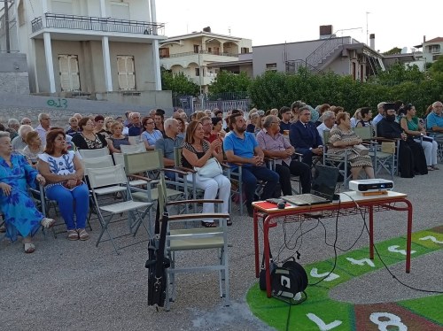 Η ναυτική παράδοση της Συκιάδας ζωντάνεψε στη Ναυτική Εβδομάδα