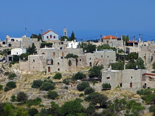 Καταγγελίες για μεθοδεύσεις πίσω από τη διάνοιξη δρόμου στα Αυγώνυμα