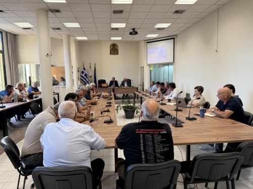 Δημοτική Επιτροπή με ρωγμές στην πλειοψηφία