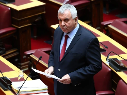 Μιχαηλίδης για αεροδρόμιο Χίου: «Πείτε πότε θα κλείσει και για πόσο»
