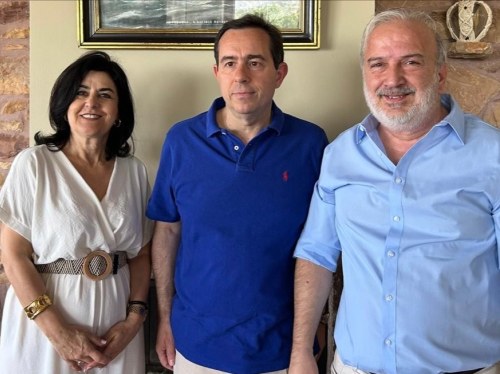 Συνάντηση Μηταράκη με την Πρόεδρο του Οίκου Ναύτη