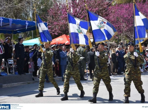 Ακυρώνεται η παρέλαση των πολιτικών και μαθητικών τμημάτων λόγω κακοκαιρίας