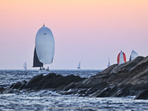 Aegean Regatta: 65 μίλια ιστιοπλοϊκής μάχης από τη Χίο στους Φούρνους