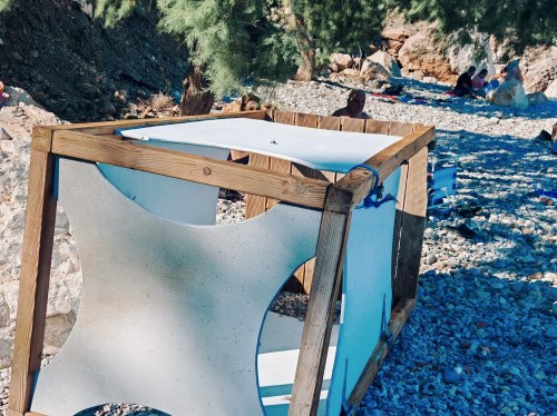 Αλλαξιέρα κατέρρευσε δίπλα σε παιδιά στο Μερσινίδι – Καταγγελία αναγνώστριας στον «Πολίτη»