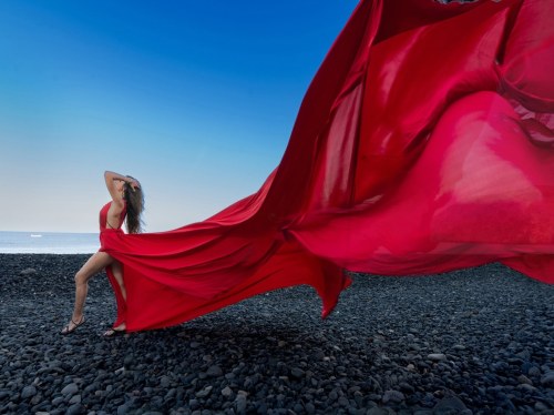 Flying Dress Chios - Η Χίος γίνεται το σκηνικό της δικής σας φωτογραφικής ιστορίας