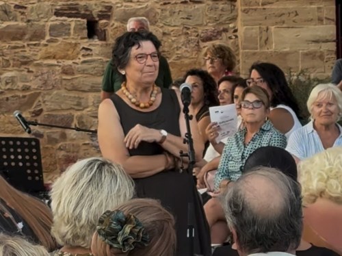 Με Μαρία Ευθυμίου και Βασίλειο Αποστολόπουλο η μεγάλη πρεμιέρα στο Castelli