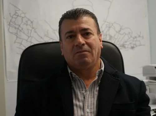 Σίμος Βενέτος προς Αναστασία Γαλάνη: «Αν δεν υπάρχουν άστεγοι, γιατί το Γηροκομείο τους φιλοξενεί;»