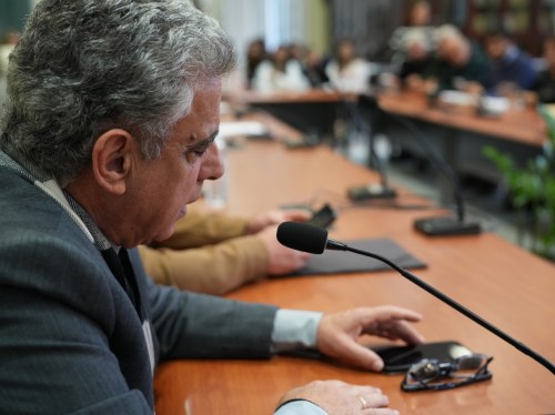 Κάρμαντζης: Έγγραφες απαντήσεις για τον κλειστό Δημοτικό Κήπο