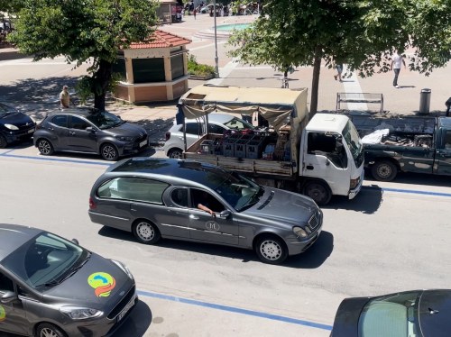 Το τελευταίο αντίο στον 31χρονο Ρομά που μαχαιρώθηκε από τον θείο του